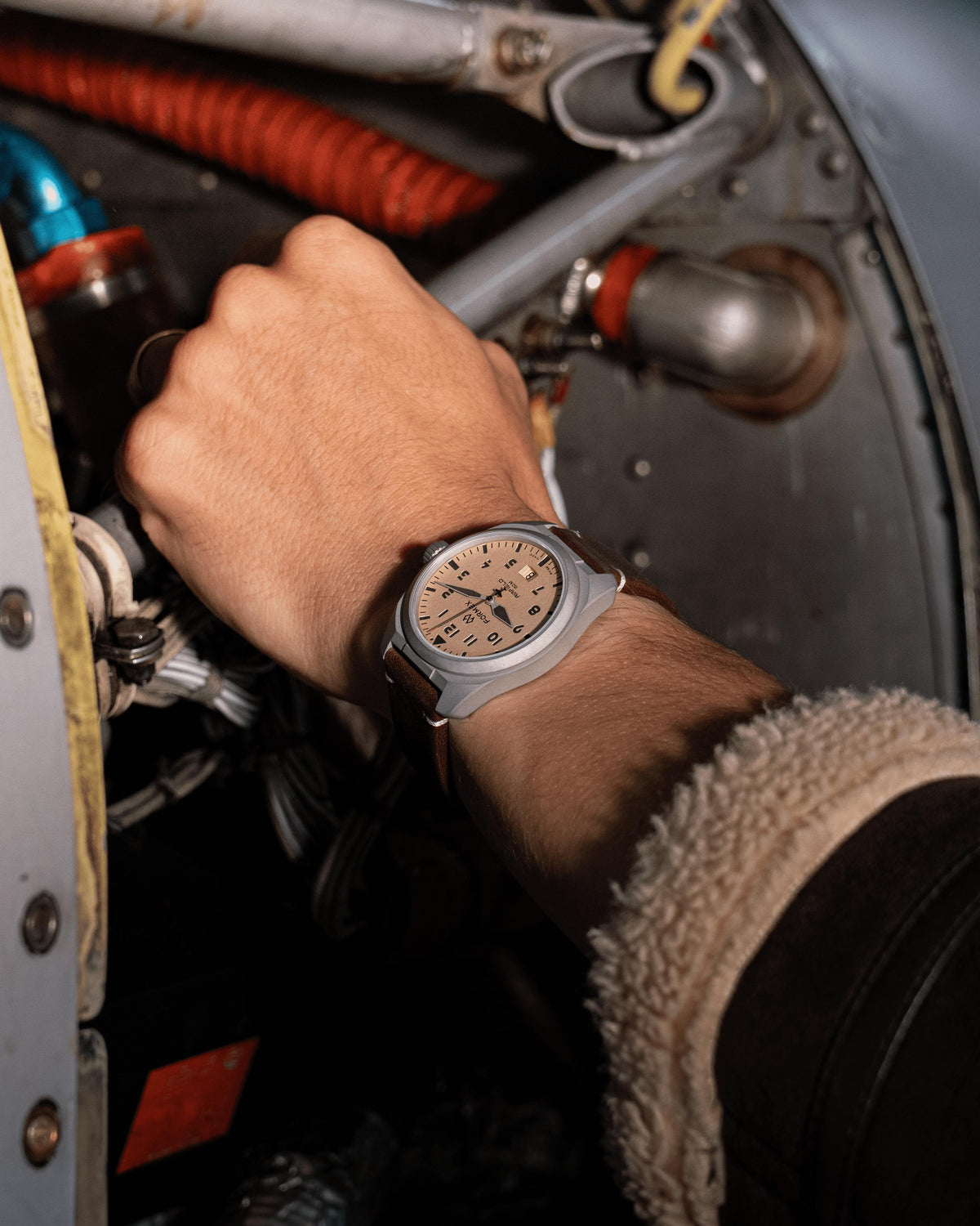 Hodinky Formex AIRFIELD Automatic - Desert Sand