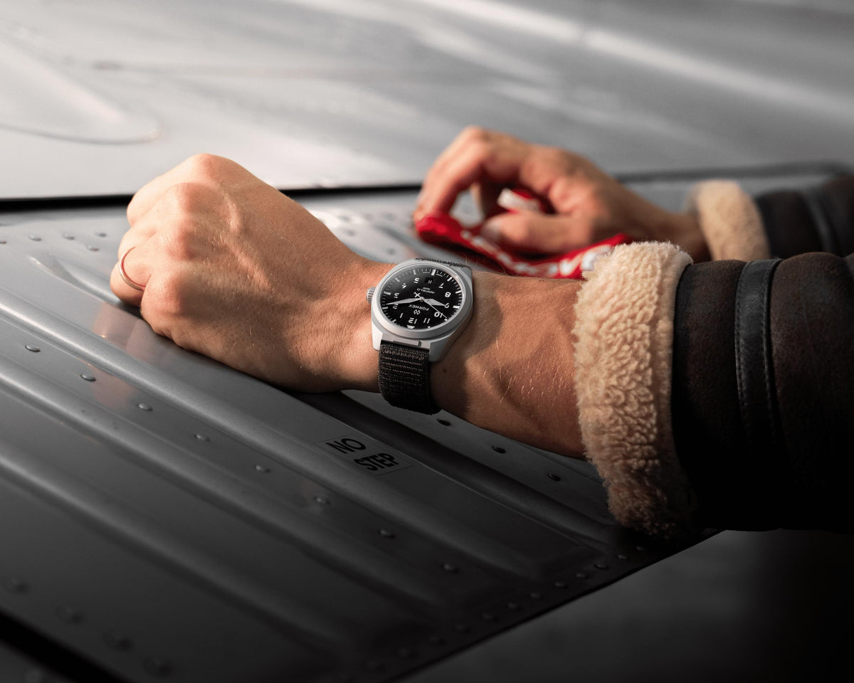 Hodinky Formex AIRFIELD Automatic - Jet Black