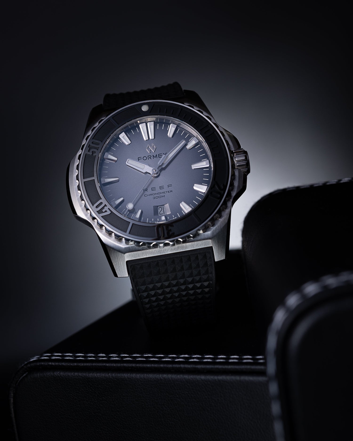 Hodinky Formex Reef 42 mm - Silver