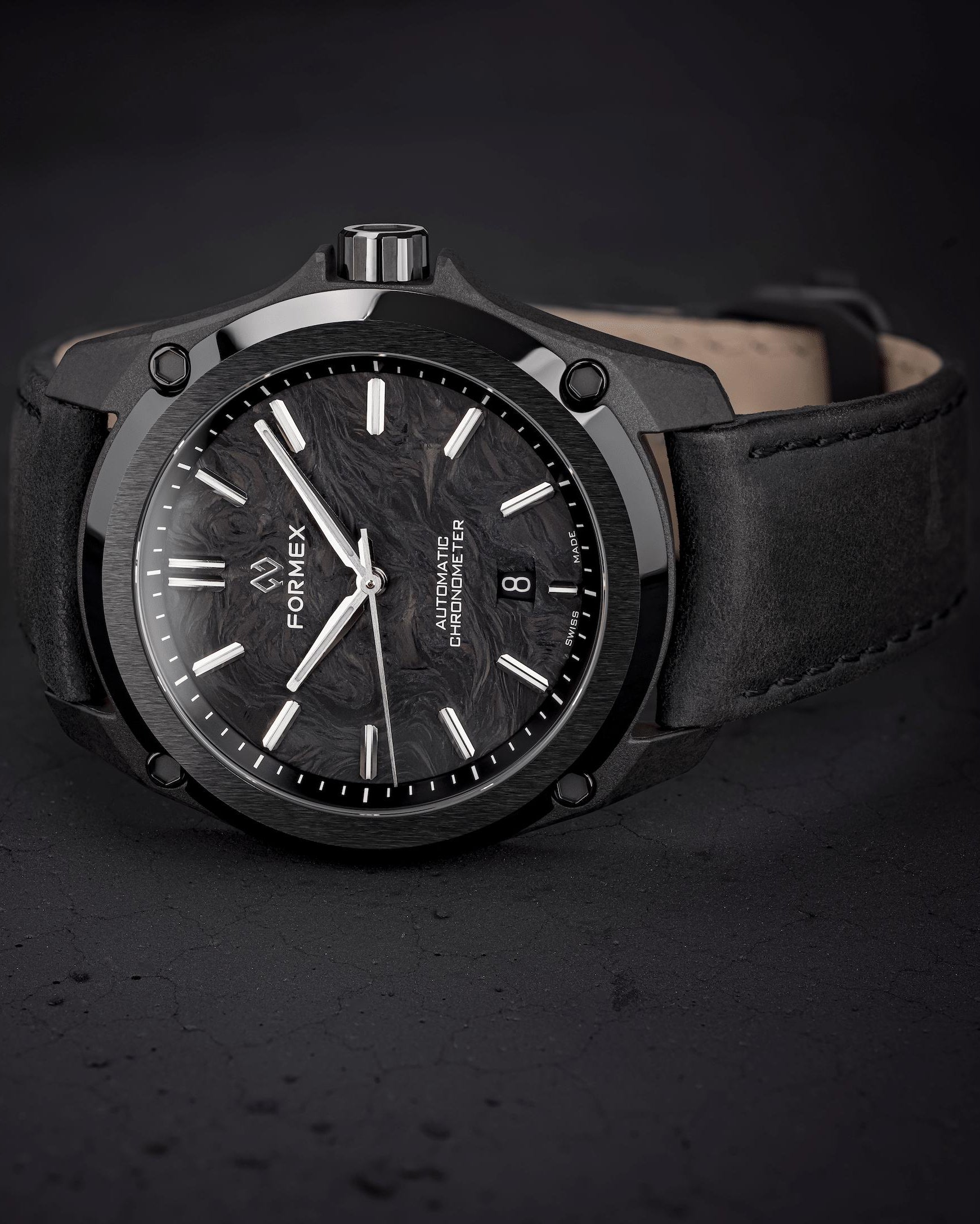 Formex Essence Leggera FortyThree Watches - Forged Carbon