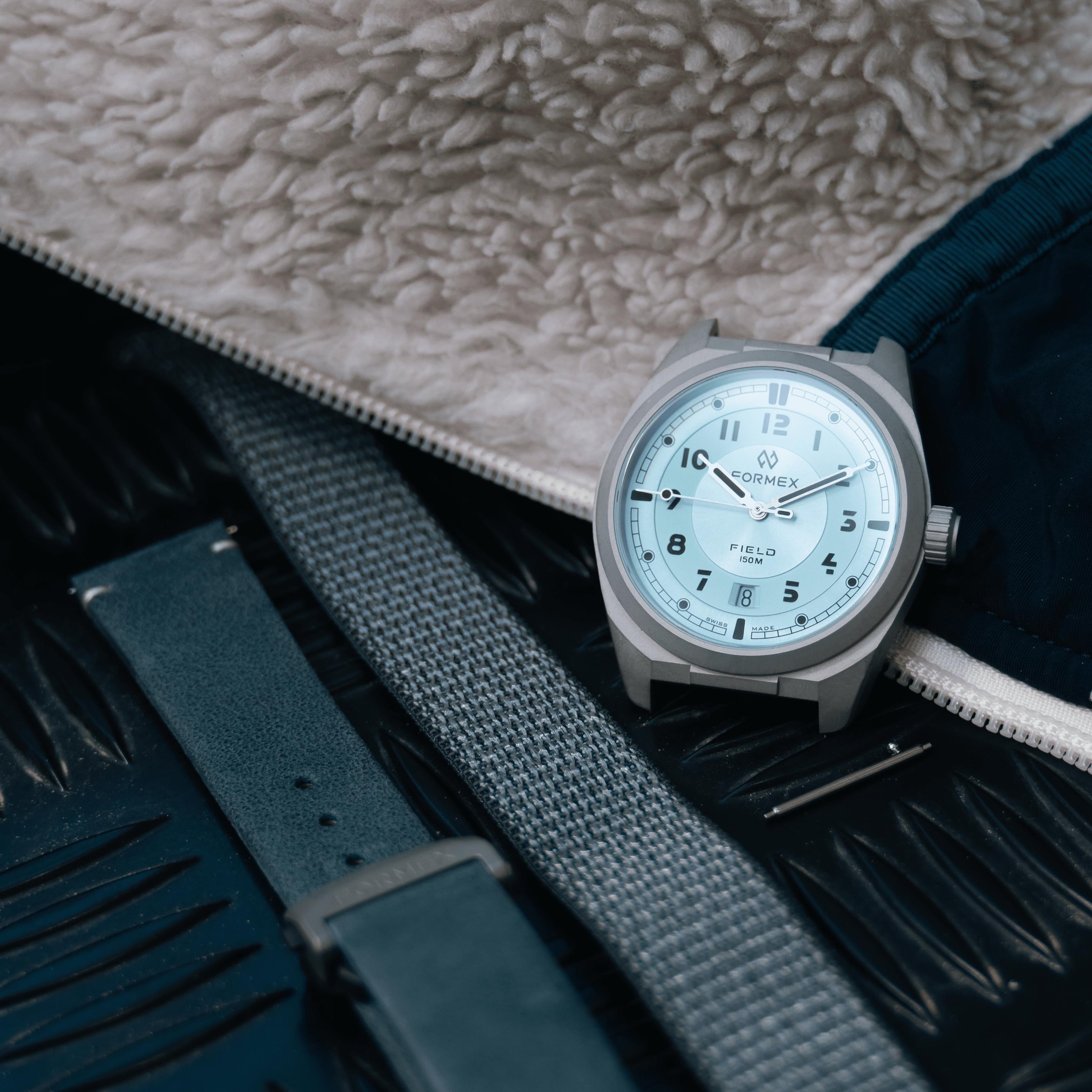 Hodinky Formex Field Automatic -  Ice Blue