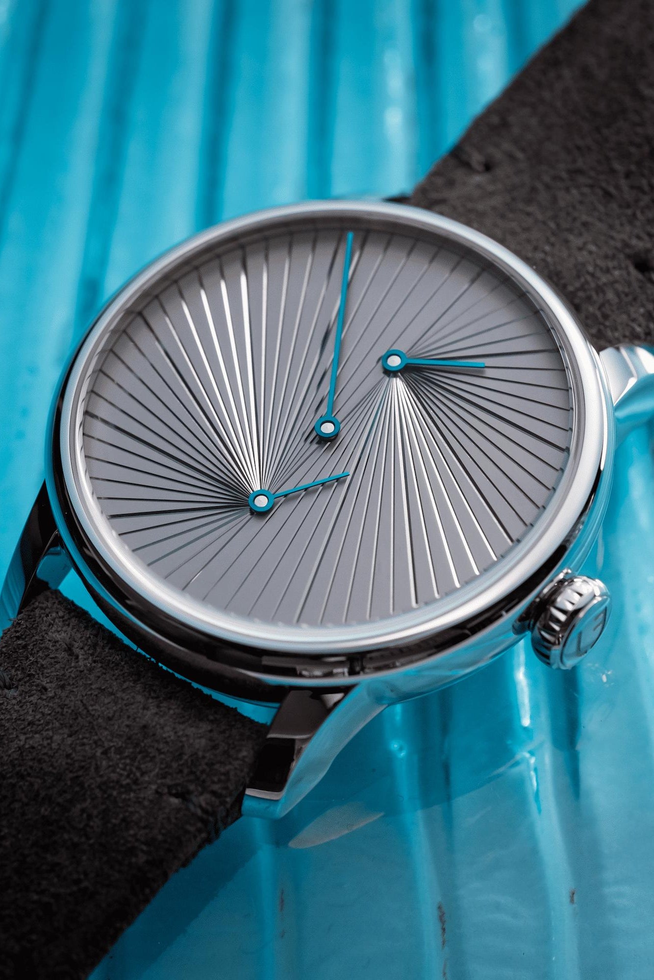 Hodinky Louis Erard x atelier oï