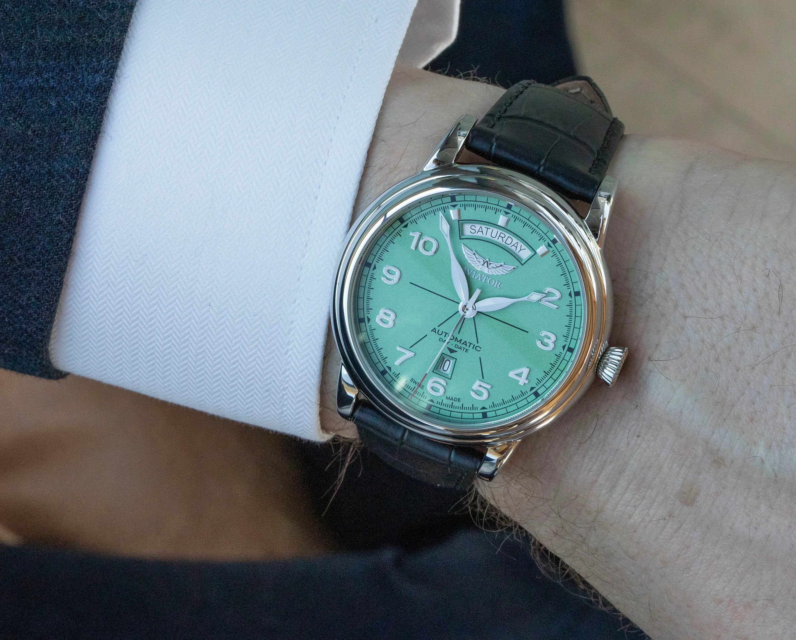 AVIATOR SWISS Douglas day-date 45 V.3.44.0.403.4 watch